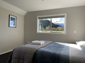 Bed sheets - Pudding Hill Lodge & Chalets (Methven)