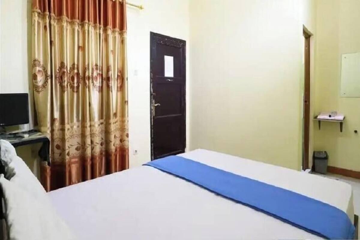 1 bedroom, rollaway beds, free WiFi, bed sheets