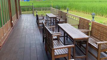 2-Bedroom Superior Wooden House | Udsigt fra værelset