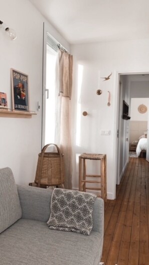 Smart TV, tenis de mesa y libros 