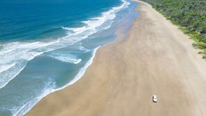 Beach - Waratah - A comfortable and large two bedroom unit that has plenty of space for a relaxing holiday (ILUKA)