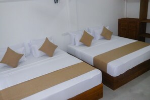 Comfort Quadruple Room | Egyptian cotton sheets, premium bedding, desk, iron/ironing board - ReeCha Mullai Resort (Iyakachchi)