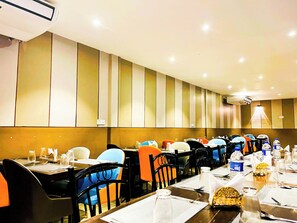 Restaurant - ReeCha Mullai Resort (Iyakachchi)