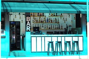 Bar (en la propiedad)