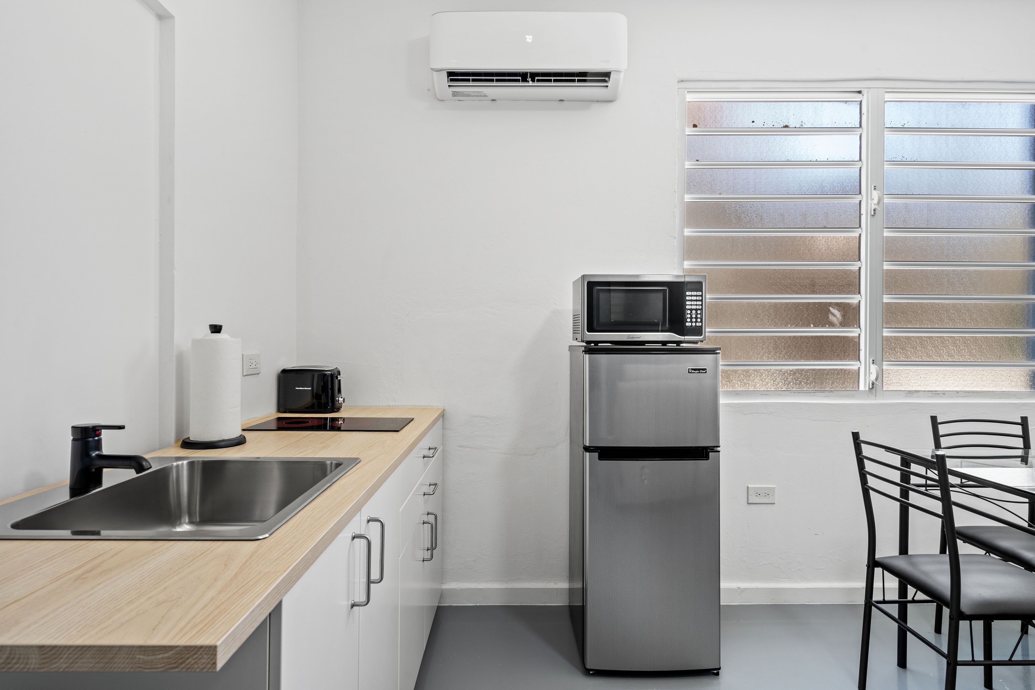 Within walking distance from most popular attractions.