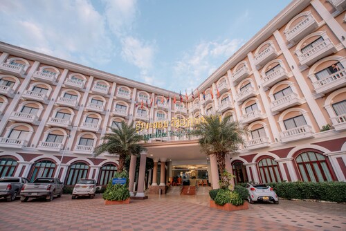 Lisha roungnakhone hotel