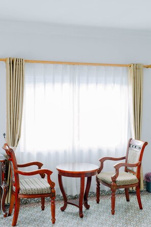 Honeymoon Studio Suite - Lisha roungnakhone hotel (Vang Vieng)