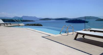 Villa Phaena 2B Smirties Villas