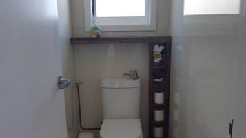 Shower, towels, soap, shampoo