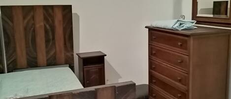 3 室のベッドルーム、ベッドシーツ