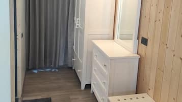 Luxury Cottage, 1 Queen Bed | 1 bedroom
