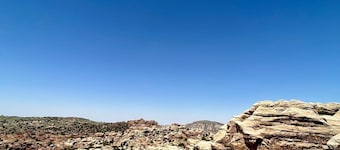 Dana Trail Hotel