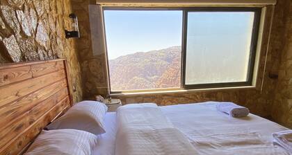 Dana Trail Hotel