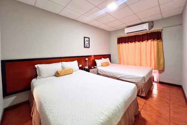 2 bedrooms, iron/ironing board, bed sheets