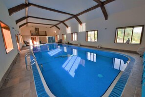 Cottage, 1 Queen Bed | Pool