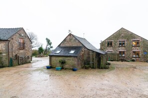 Cottage, 1 Queen Bed | Exterior