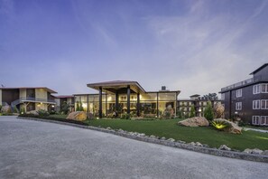 Porch - Anantum Gateway Resorts (Ramnagar)