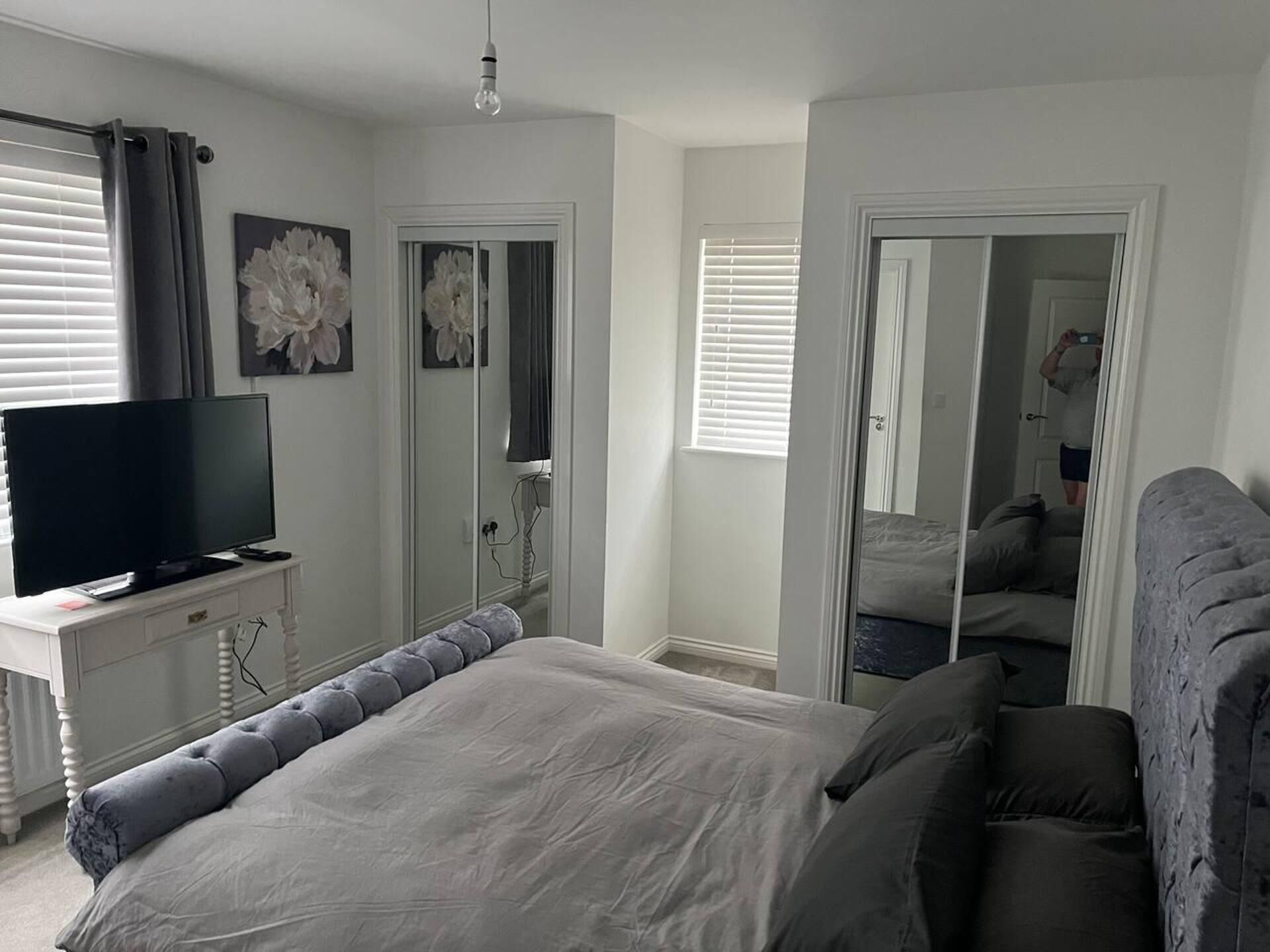 Inviting 3-bed House in Wirral With Hot Tub