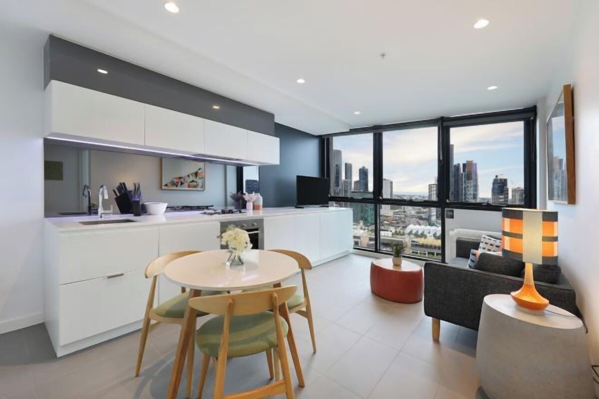 One-Bedroom River View Apartment