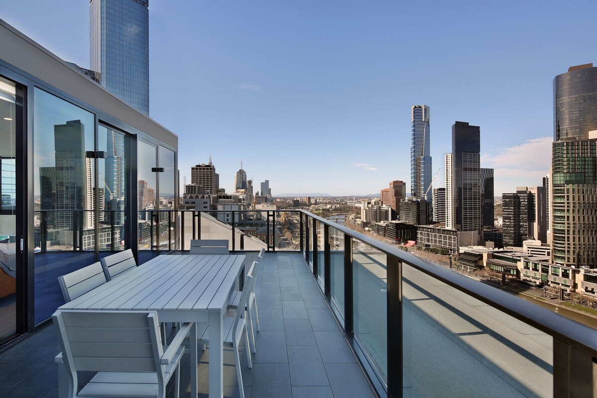 The Canvas Apartment Hotel
