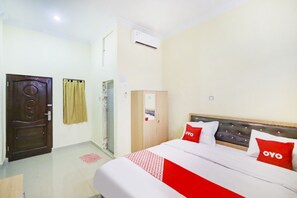 Deluxe Double Room - Hotel O 252 Homestay (Medan)