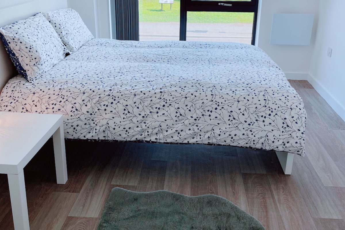 Premium Double Room | Blackout drapes, soundproofing, iron/ironing board (on request)