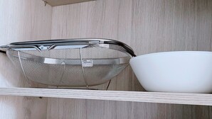 Shared fridge, shared microwave - Modern House (Manchester)