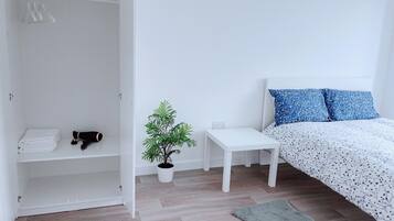 Premium Double Room | Blackout drapes, soundproofing, iron/ironing board, free WiFi