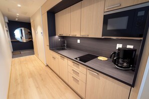 Appartamento familiare | Cucina privata | Frigorifero, microonde, piano cottura, lavastoviglie