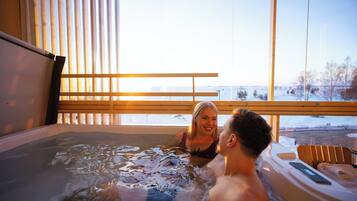 Signature Apartment | Balcony