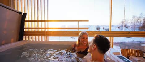 Signature Apartment | Balcony