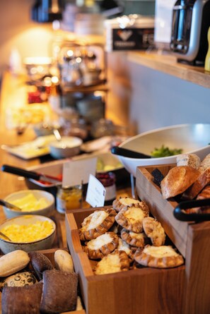 Petit déjeuner buffet