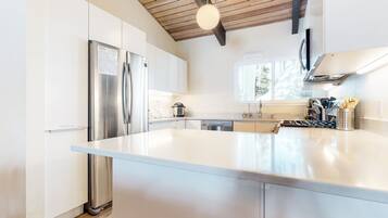 Condo, Multiple Beds, Patio, Mountain View (Mid Century Modern Cabin) | Private kitchen | Coffee/tea maker