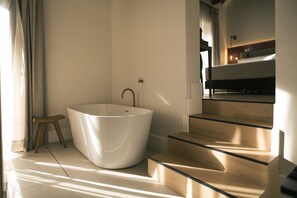 豪華客房, 1 張加大雙人床 (Magdalena) | 埃及棉床單、高級寢具、羽絨被、Select Comfort 床墊