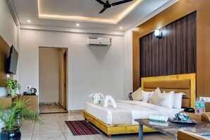 Premium Room - The Jungle Book Corbett (Ramnagar)
