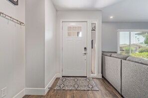 Interior - Rafter House in Old Town | 4 King Beds Heated Pool (Scottsdale)