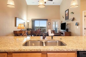 Condo, Multiple Beds, Balcony (Majestic Lakeview Escape) | Interior - Majestic Lakeview Escape - Stunning Lake Views! (Branson)