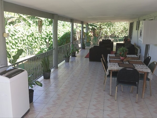 Extérieur