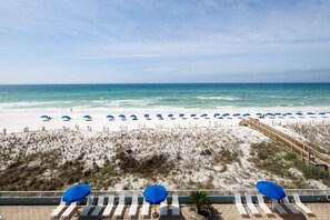On the beach - IBR 5006: Ocean Star - Catch the Breeze and Feel the Peace! (Fort Walton Beach)