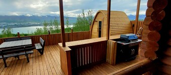 Loghouse with amazing view and sauna