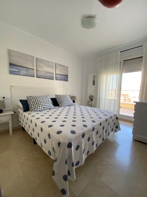 2 chambres, Wi-Fi, draps fournis