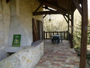 Outdoor dining - Le Petit Moulin - Journet (JOURNET)