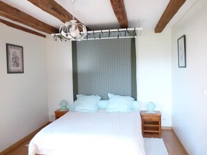 2 bedrooms - La Maison D'angel - Coussay-les-bois (COUSSAY-LES-BOIS)