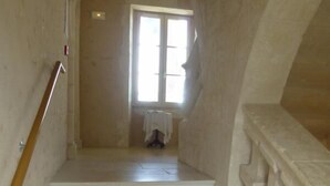 Interior - Les Noisettes - Lhommaize (LHOMMAIZE)