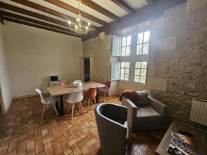 Dining - Château D'ayron - Ayron (AYRON)