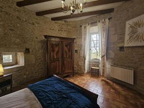 2 bedrooms - Château D'ayron - Ayron (AYRON)