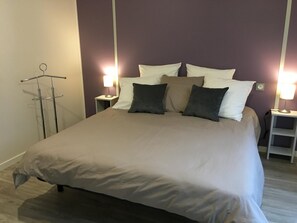 2 bedrooms