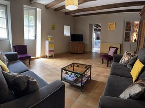 Living area - Les Méré - Targe - Gîte (TARGE)