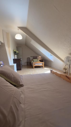 Room - Les Méré - Targe - Gîte (TARGE)