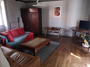 Living area - Tin'ida - Valence EN Poitou (VALENCE EN POITOU)